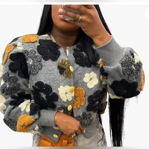 Fuzzy Fleece 3D Floral Button Down Crew Neck Loose